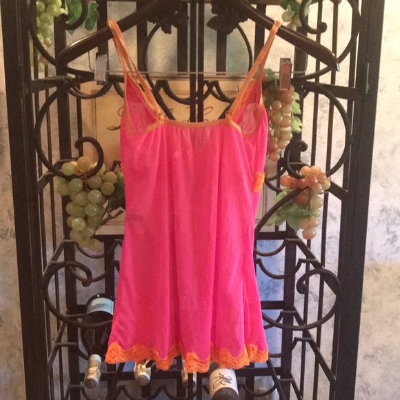 HOT PINK AND NEON ORANGE NIGHTY. - Picture 6 of 6